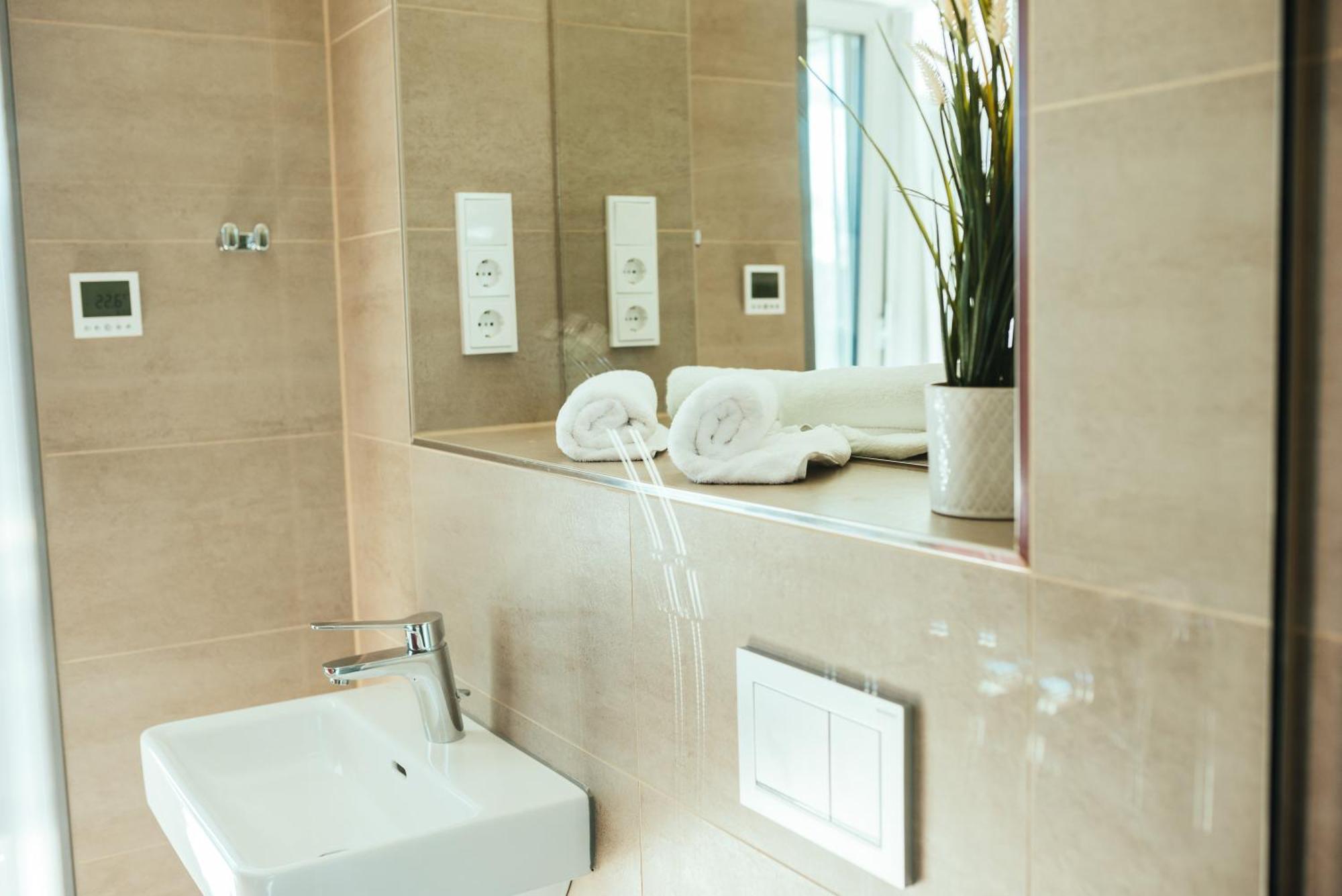 The Rix Studios & Suites Near Sbahn Neukolln Berlin Chambre photo